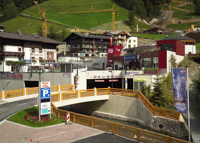 Reiterkogelbahn Parkgarage Reiterkogel | Infrastructure in Saalbach Hinterglemm photo