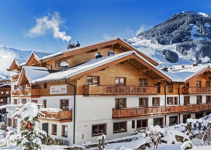 Reiterkogelbahn Willkommen im Hotel Reiterkogel **** in Saalbach Hinterglemm photo