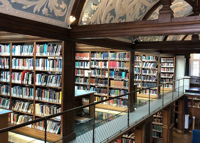 Anglia Ruskin University The trainees' first visit of the year - Newnham College Library ... photo