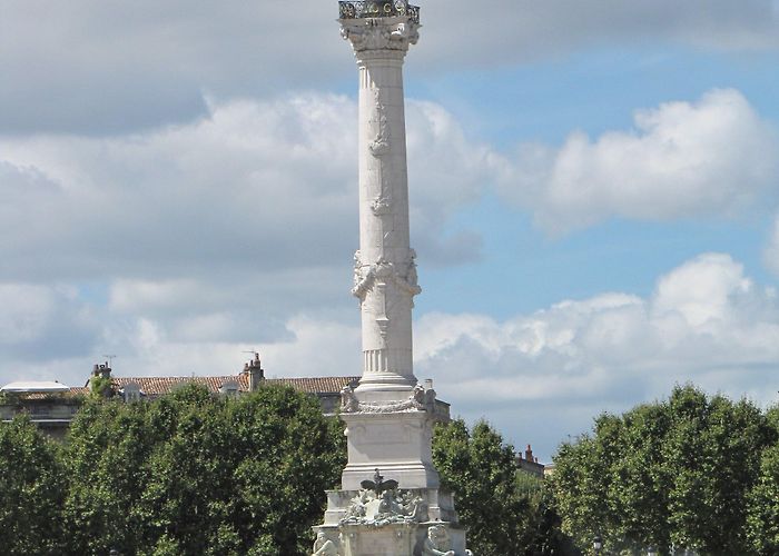 CAPC Musée d'Art Contemporain Tram Stop AmaWaterways — Blog — Dream Destinations photo