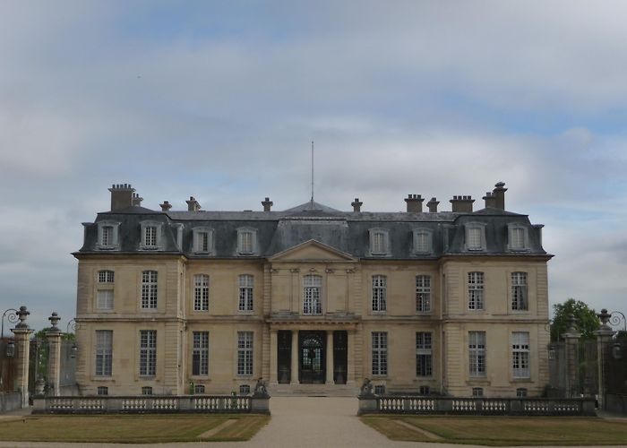 Chateau of Champs-sur-Marne Chateau de Champs-sur-Marne Tours - Book Now | Expedia photo