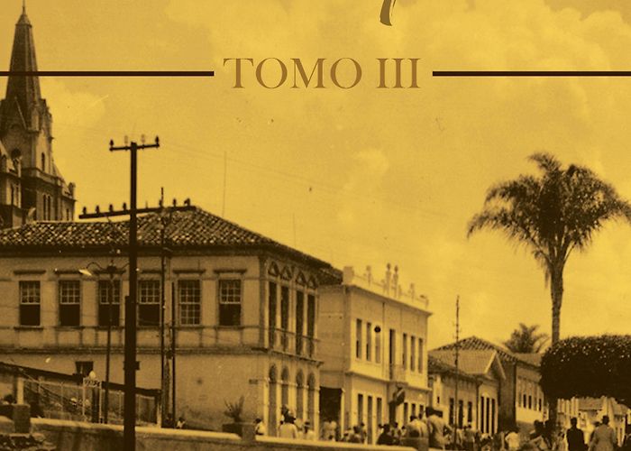 Paróquia Nossa Senhora da Guia Memorial da Câmara Municipal de Maria da Fé - Tomo III by Jaime Sá ... photo