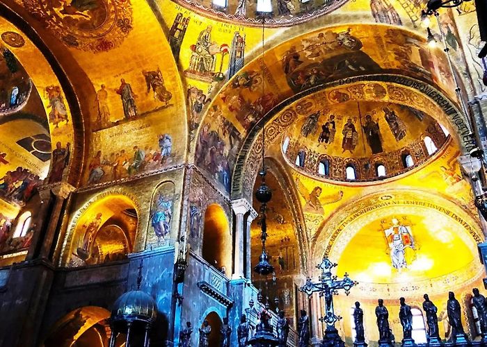 Basilica di San Marco Venice Walking Tour & St Mark's Basilica Guided Visit photo