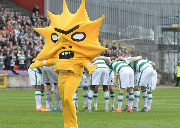 Partick Thistle FC Partick Thistle seek fan for 'scary' Kingsley mascot job - BBC News photo