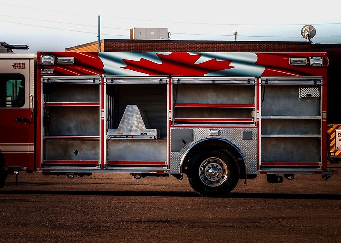 Canadian Fire Fighters Custom and Commercial Fire Trucks in Ontario — Dependable ... photo