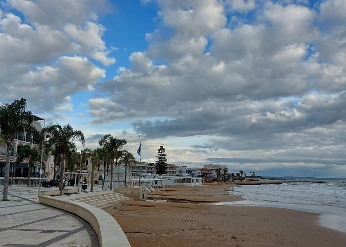 Marina di Ragusa photo