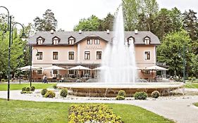 Hotel Crystal Sarajevo Exterior photo