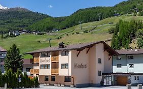 Haus Manfred Hotel Sölden Exterior photo