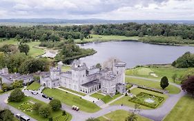 Dromoland Castle Hotel Newmarket-on-Fergus Exterior photo