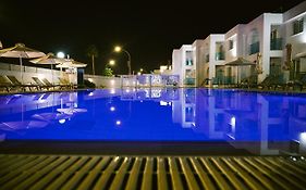 Kaos Hotel Apartments Ayia Napa Exterior photo