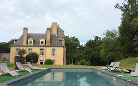 Château Du Bois Glaume Guest House Poligné Exterior photo