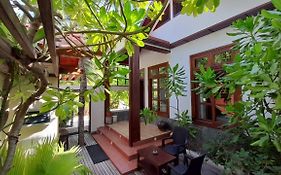 Beach Cottage Rasdhoo Exterior photo