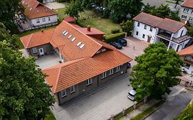 Klaipeda Inn Private Parking And Kitchen Exterior photo