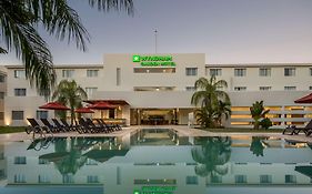 Wyndham Garden Playa Del Carmen Hotel Exterior photo