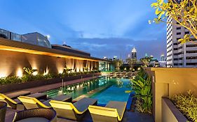 Best Western Plus Sukhumvit 1 Bangkok Exterior photo