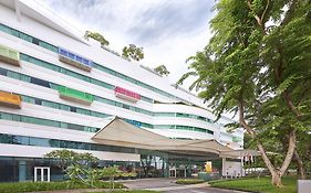 Village Hotel Changi By Far East Hospitality Singapore Exterior photo