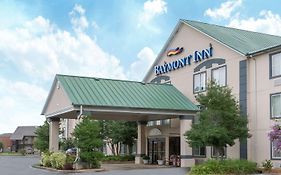 Baymont By Wyndham Jonesboro Hotel Exterior photo