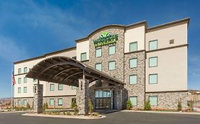 Wingate By Wyndham Hurricane Zion National Park Hotel Exterior photo