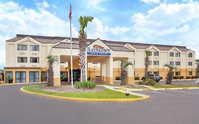 Baymont By Wyndham Saraland Hotel Exterior photo