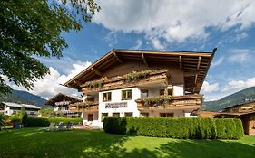 Appartementhaus Arzt Zell am See Exterior photo