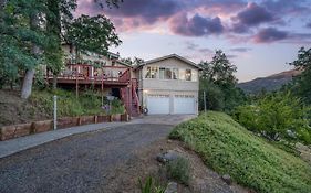 A Bed Of Roses Bed & Breakfast Oakhurst Exterior photo