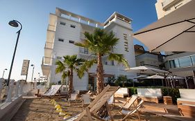 Miami Suite Hotel Bellaria-Igea Marina Exterior photo