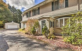 Spacious Apt With Yard 3 Mi To Windham Mountain Apartment Exterior photo