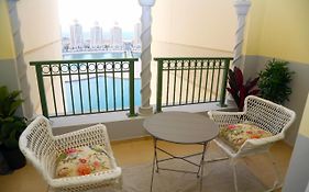 Beachfront Luxury Apartment-Pearl Island شقه مطله على الشاطئ بجزيرة اللؤلؤه Doha Exterior photo