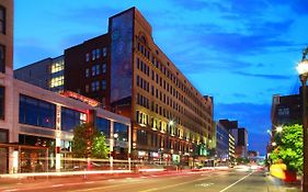 Residence Inn By Marriott Cleveland Downtown Exterior photo