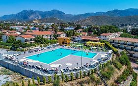 Riverside Garden Resort & Suna'S Beach Club Kyrenia  Exterior photo