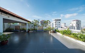 E&V Apartment Phnom Pen Exterior photo