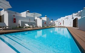 La Concha Boutique Apartments - Adults Only Arrecife  Exterior photo