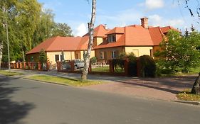 Pensjonat Nad Jeziorem Hotel Myślibórz Exterior photo