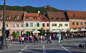 Casa Krone - Piața Sfatului Aparthotel Brașov Exterior photo