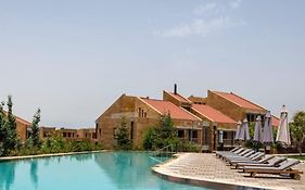 Oakridge Hotel & Spa Mzaar Kfardebian Exterior photo