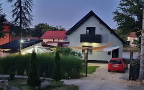 Holidayhouse Visoko Villa Exterior photo