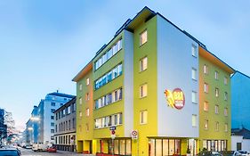 A&T Hotel & Hostel Viena Exterior photo