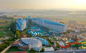 Crystal Admiral Resort Suites & Spa Kızılot Exterior photo