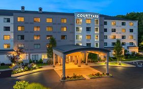 Courtyard By Marriott Providence Lincoln Hotel Exterior photo