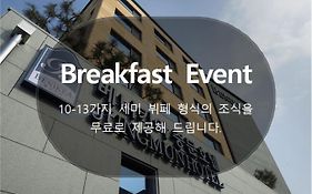 Benikea Jungmun Hotel Seogwipo Exterior photo