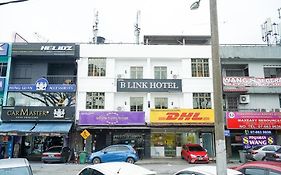 B Link Hotel Kulai Exterior photo