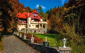 Pensiunea Boema Hotel Sinaia Exterior photo