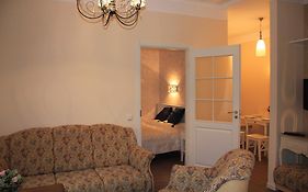 Vilnius Symphony Apartments Room photo