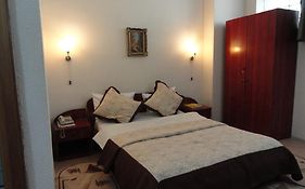 Hostel Miorita Bucureşti Room photo