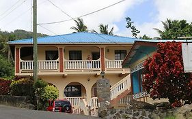 River Side House Soufrière Exterior photo