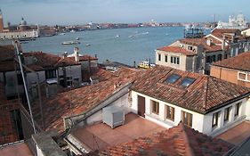 Bed & Venice - Casa Per Ferie La Pieta Exterior photo