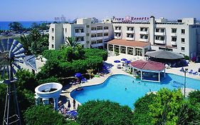 Crown Resorts Henipa Larnaca Exterior photo