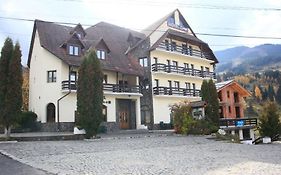 Hotel Cerbul Borşa Exterior photo