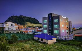 Ilchulsun Pension Hotel Seogwipo Exterior photo