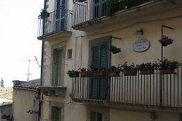 Casa Tipica Siciliana Patronale Home Bedandbreakfast Tremetrisoprailcielo Camere Con Vista, Colazione Interna In Terrazzo Panoramico Caltagirone Exterior photo